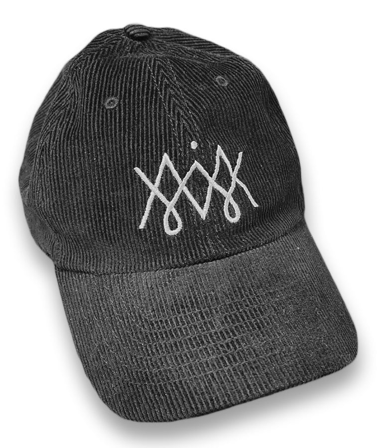 Ayin Hat